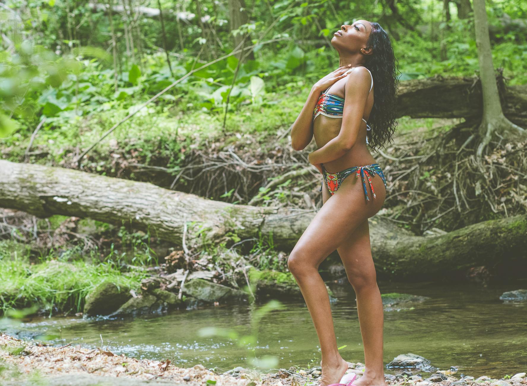 Elegancka moda letnia: Stylowe letnie ubrania i akcesoria (Moda)