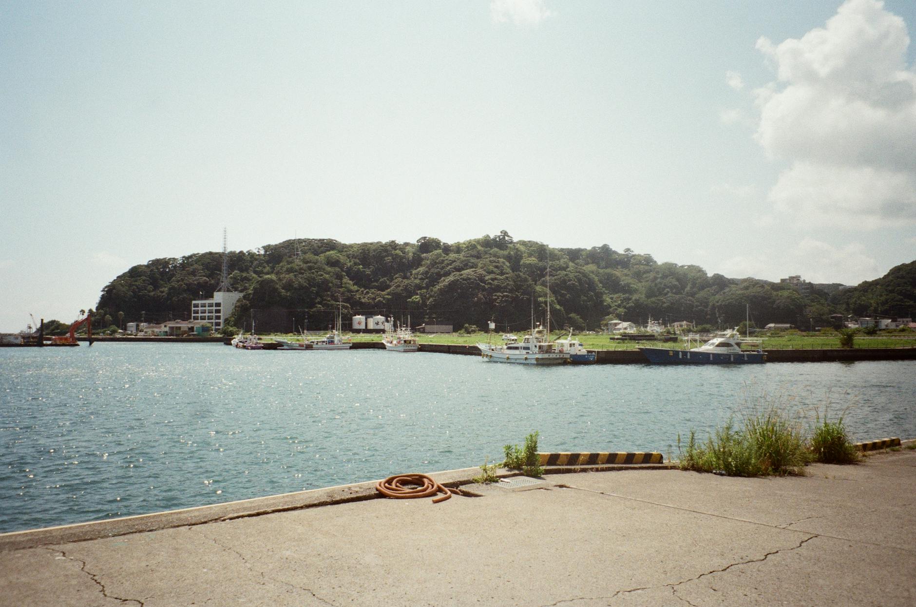 Techniki fotografowania w różnych warunkach oświetleniowych